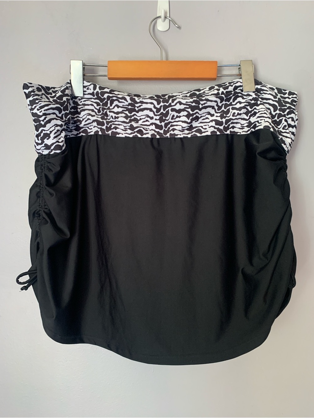 ACX active Black Swim Skirt Bottoms with Black and White Zebra Band Ladies 1X